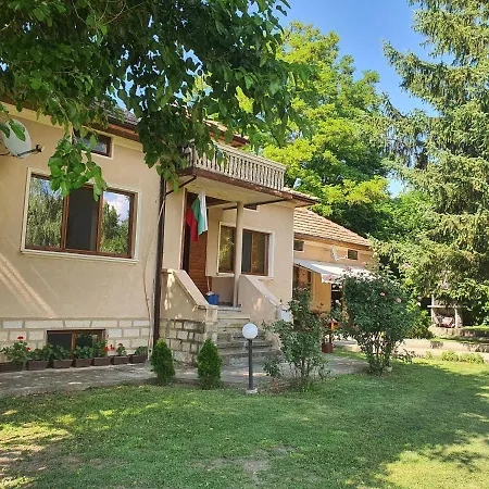 Guest house Maarata